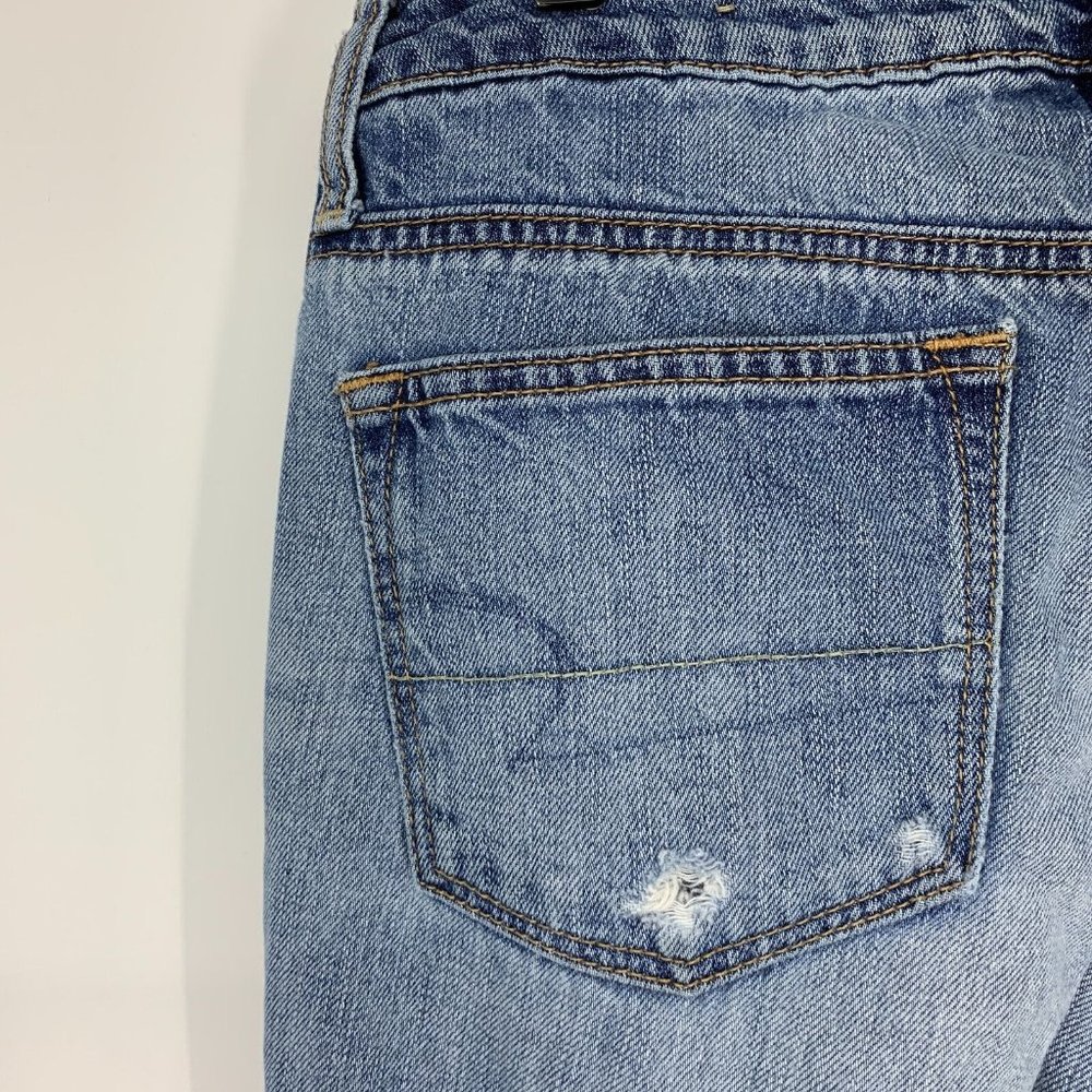 American Eagle Jeans Boy Crop Button Fly Blue Distressed Denim - Picture 10 of 12